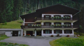 Pension Waltraud, Innerkrems, Österreich